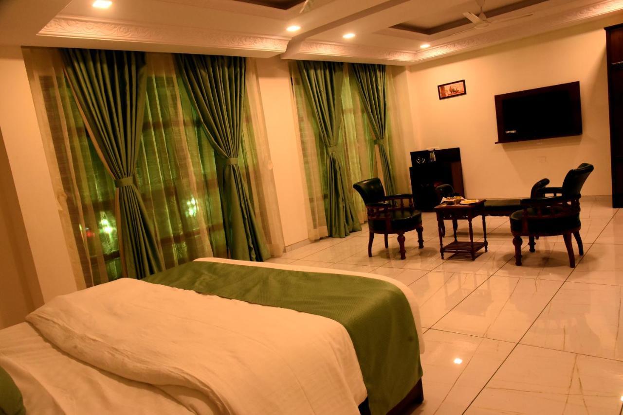 Vits Excellensea Karde Beach Dapoli Exterior photo