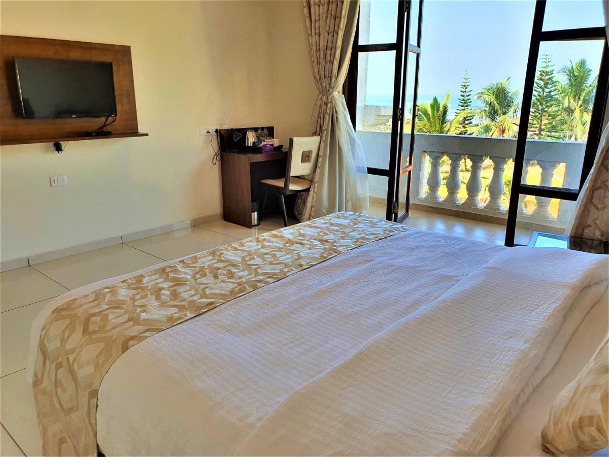 Vits Excellensea Karde Beach Dapoli Exterior photo